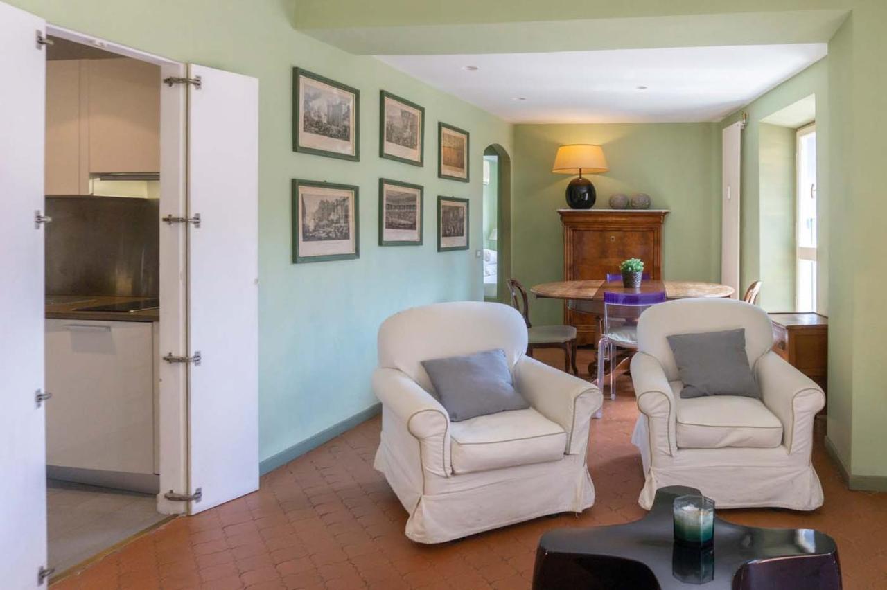 Piazza Venezia Charming & Bright Apartment Рим Екстериор снимка
